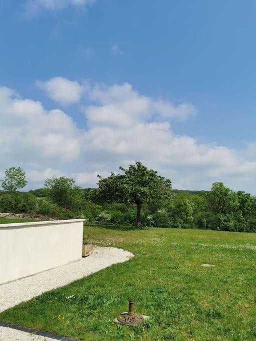 Studio Au Calme Avec Terrasse Rougemont  Екстериор снимка